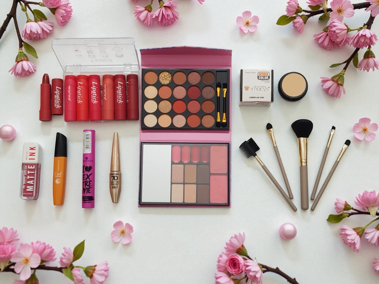 Pack of 8 makeup set