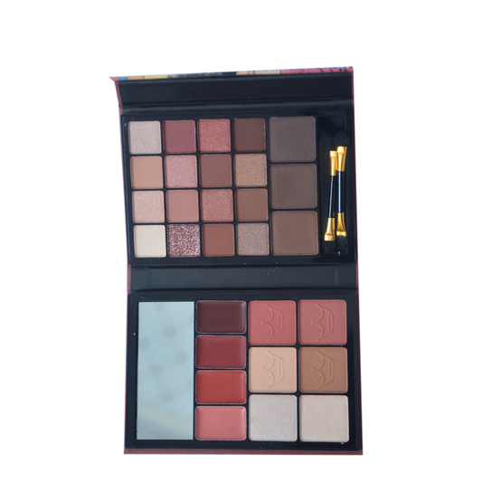 Regal Nude Artistry Palette